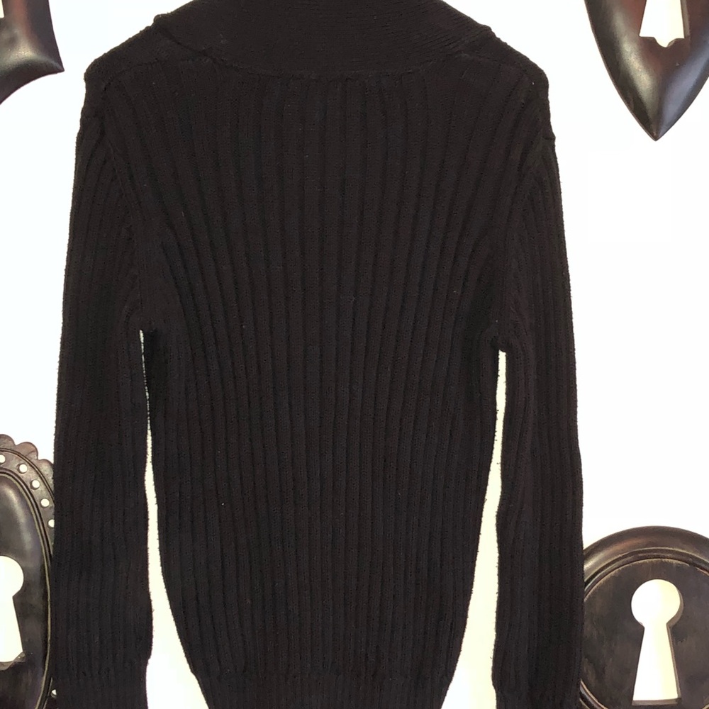 V Neck Sweater - Picture 3 of 4